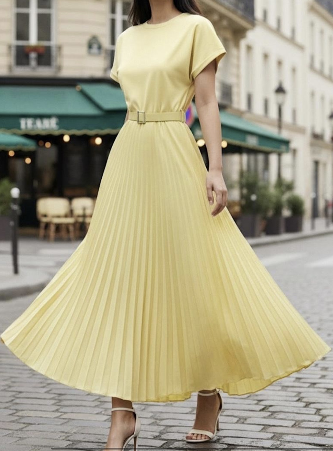 Robe longue jaune plissée — Jaune